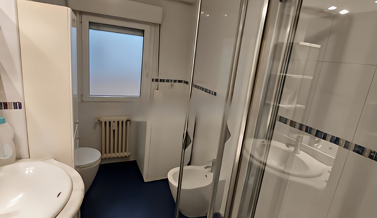 1189478675_smooth_8k_6148x8192_2pass_photo_2024-08-24_08-48-56_moreDetail_8k_6148x8192_2pass_photo - copia