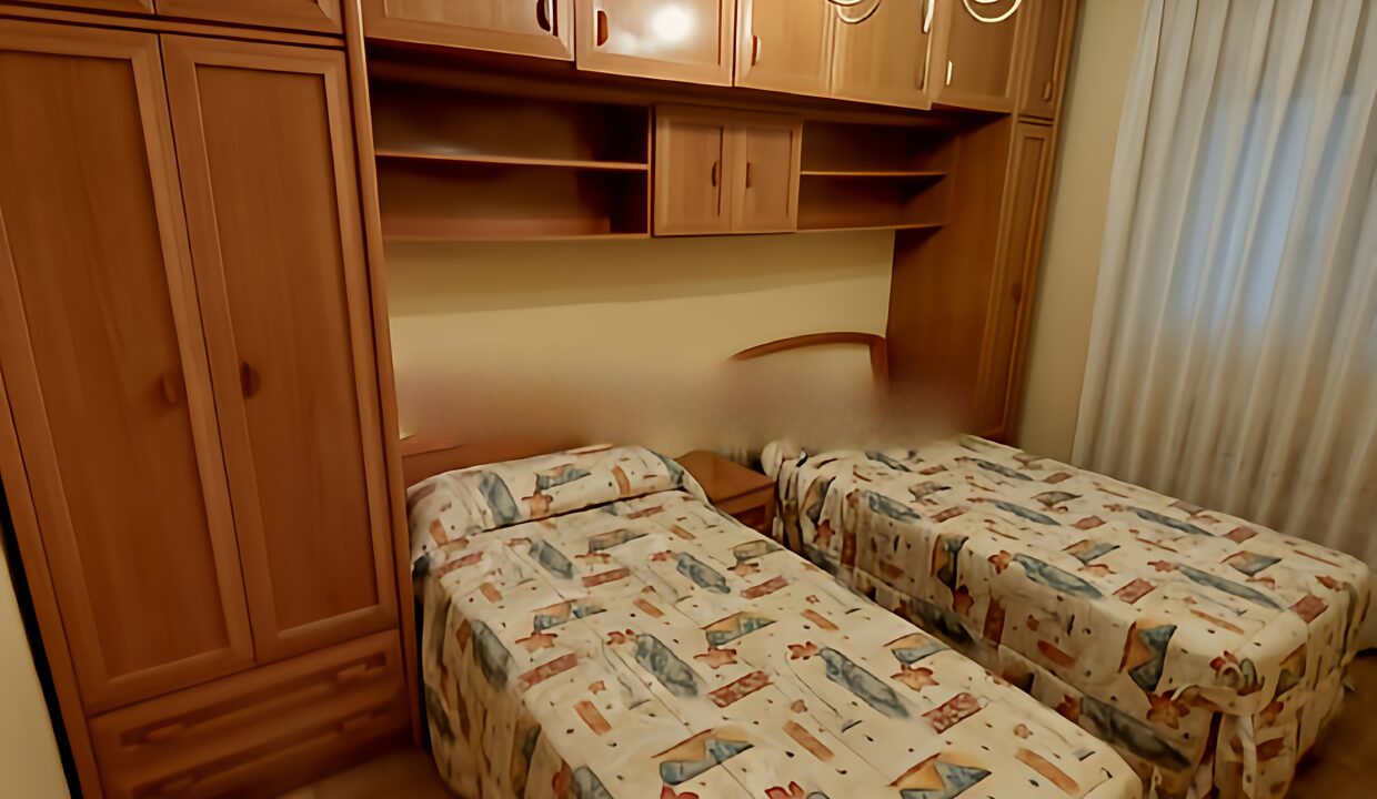 1189478679_smooth_8k_6148x8192_2pass_photo_2024-08-24_02-29-39_moreDetail_8k_6148x8192_2pass_photo - copia